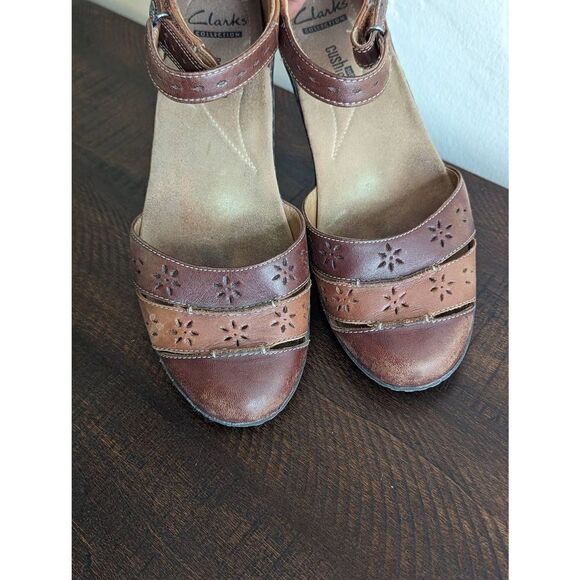 Clarks Soft Cushion Ankle Strap D'Orsay Leather Close-Toed Sandals - Size 7.5 - Picture 10 of 10